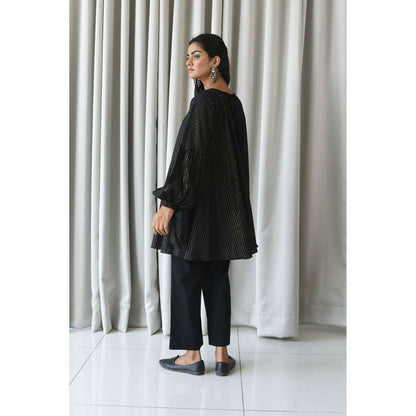 Taro India Black & Gold Kurti