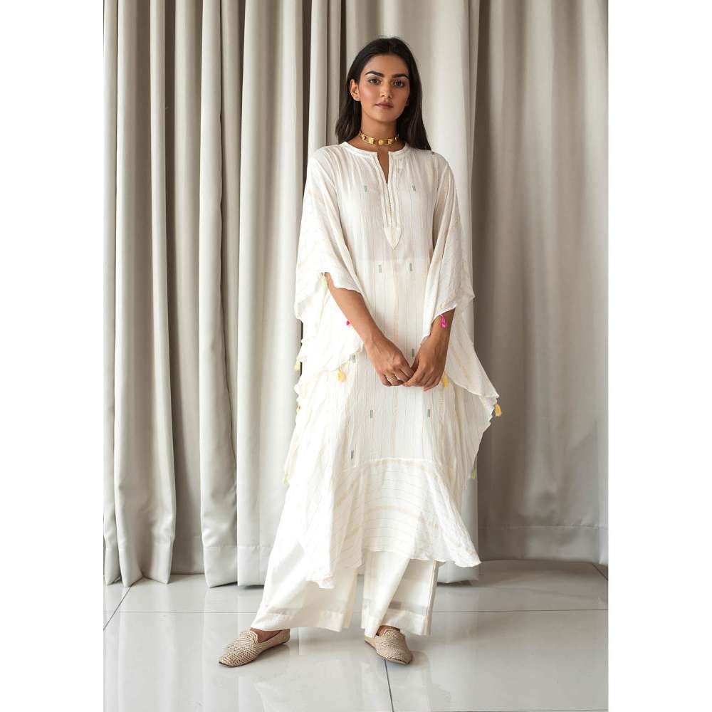 Taro India White Brave Wings She Flies Kaftan