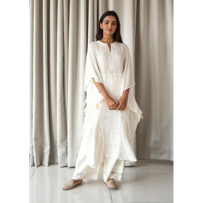Taro India White Brave Wings She Flies Kaftan