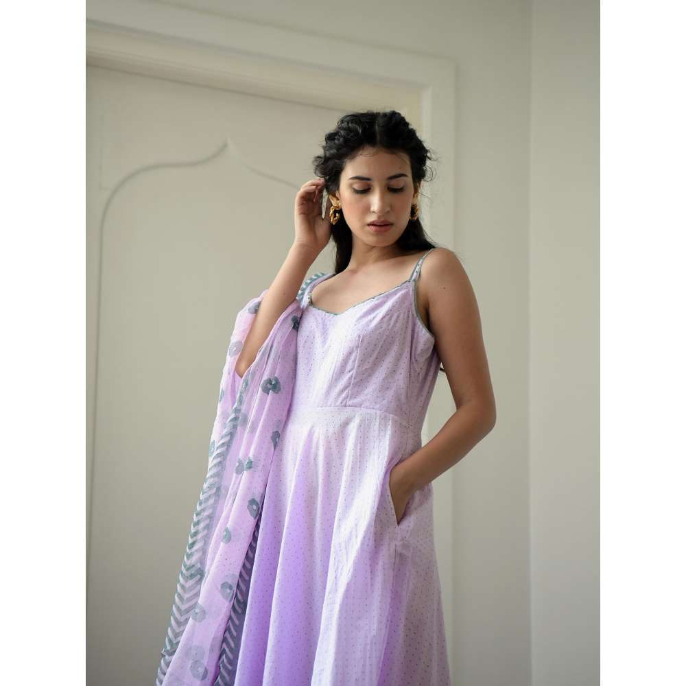 Taro india Plum Orchid Kurta with Pant and Dupatta (Set of 3)