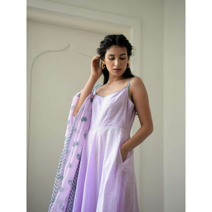 Taro india Plum Orchid Kurta with Pant and Dupatta (Set of 3)