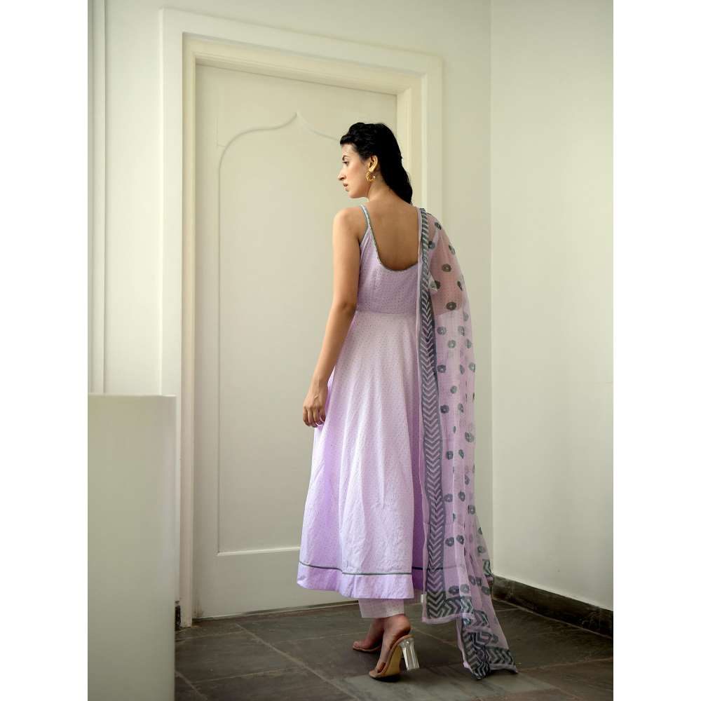 Taro india Plum Orchid Kurta with Pant and Dupatta (Set of 3)