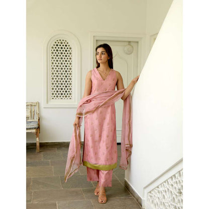Taro india Oat and Cinnamon Kurta with Pant and Dupatta (Set of 3)