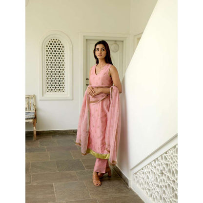 Taro india Oat and Cinnamon Kurta with Pant and Dupatta (Set of 3)