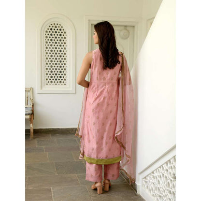 Taro india Oat and Cinnamon Kurta with Pant and Dupatta (Set of 3)