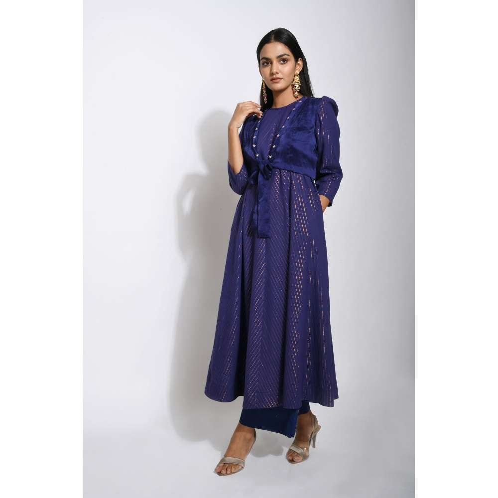 Taro india Iris Blue Kurta Pant with Dupatta and Shrug (Set of 4)