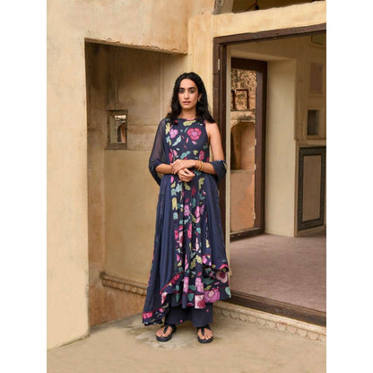 Taro India Berry Bloom Kurta with Pant and Dupatta (Set of 3)