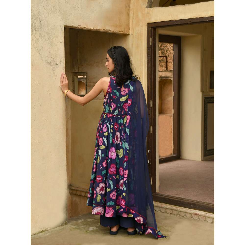 Taro India Berry Bloom Kurta with Pant and Dupatta (Set of 3)