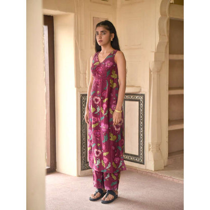 Taro India Shiraz Flower Kurta with Pant and Dupatta (Set of 3)