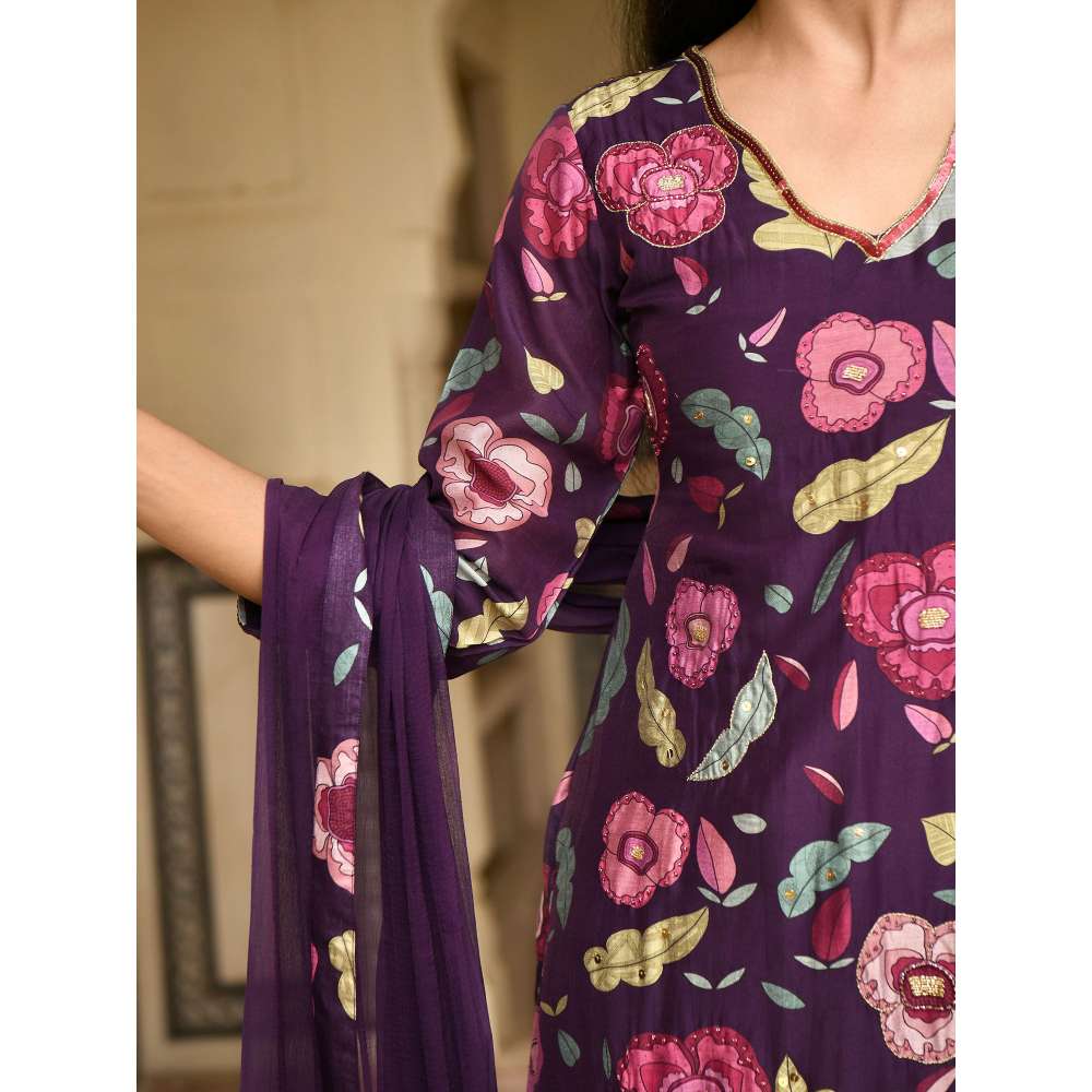 Taro India Orchid Purple Kurta with Pant and Dupatta (Set of 3)