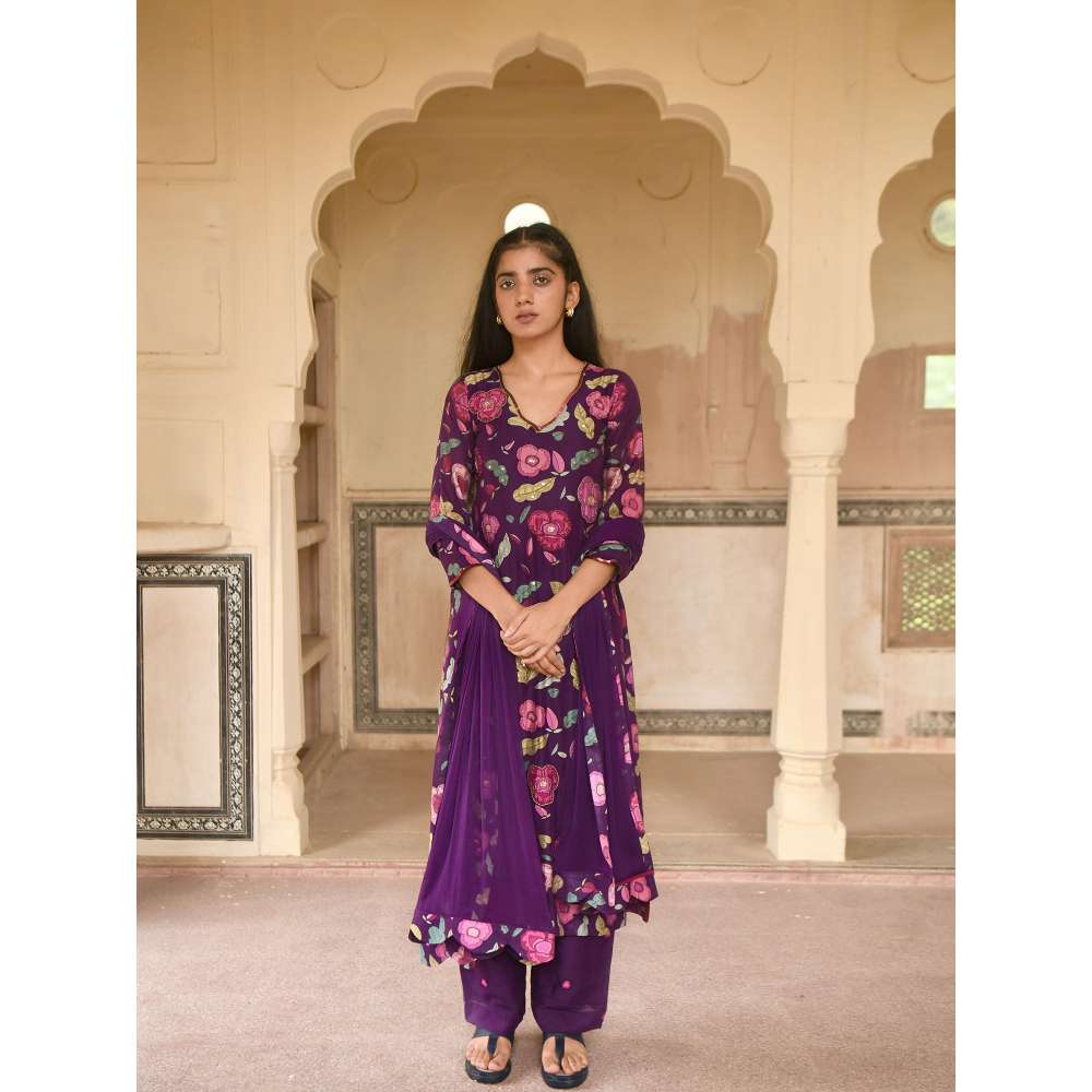 Taro India Orchid Purple Kurta with Pant and Dupatta (Set of 3)