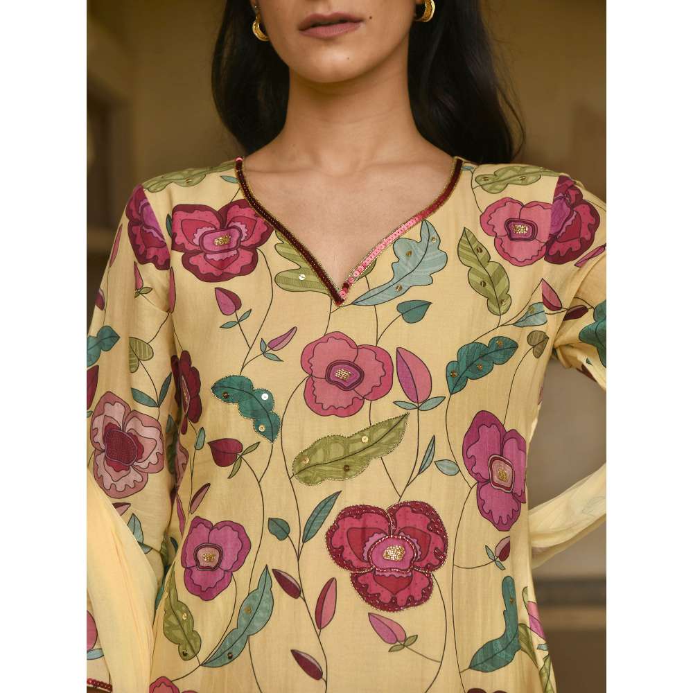 Taro India Corn Yellow Kurta with Pant and Dupatta (Set of 3)