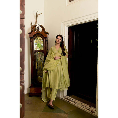 Taro India Noor Kurta With Pant And Dupatta