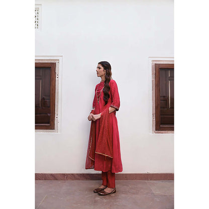 Taro India Aabroo Kurta With Pant And Dupatta