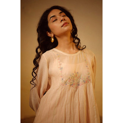 Tatwa Designs Ivory Pink Lovebirds Kurta (Set of 3)