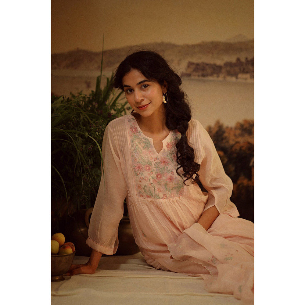 Tatwa Designs Ivory Pink Vineyard Kurta (Set of 3)