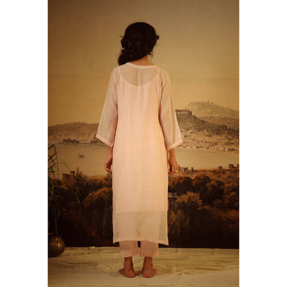 Tatwa Designs Ivory Pink Vineyard Kurta (Set of 3)