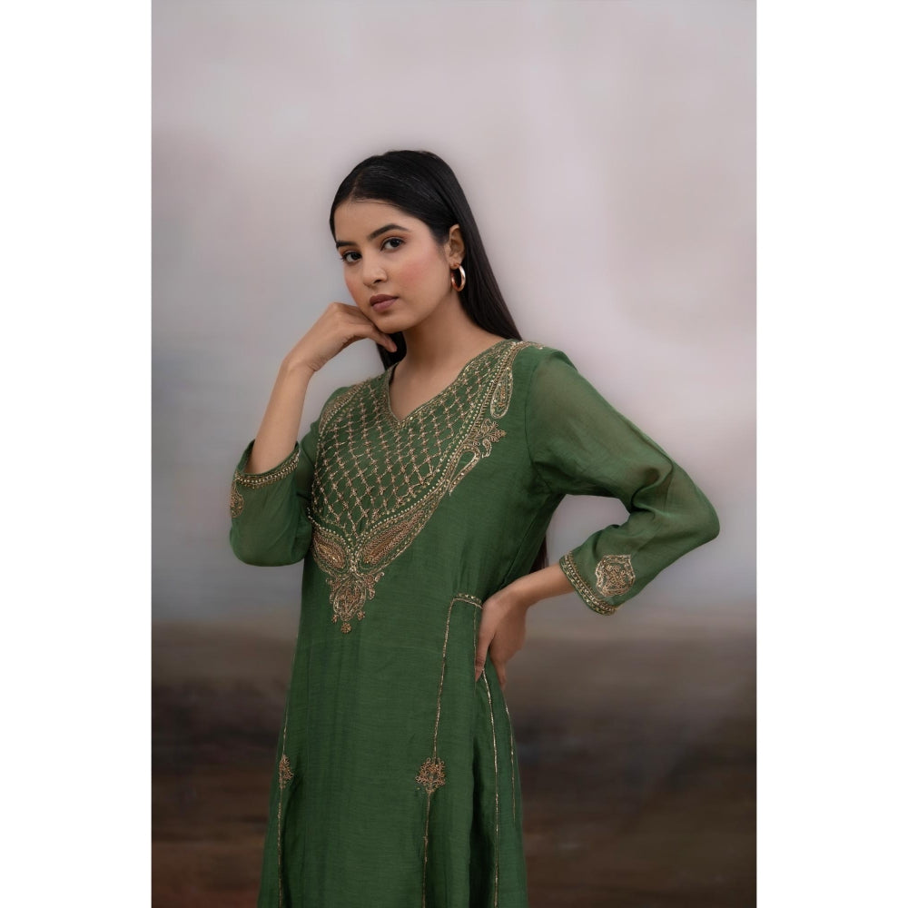Tatwa Designs Green Ambia Kurta with Pant and Dupatta (Set of 3)