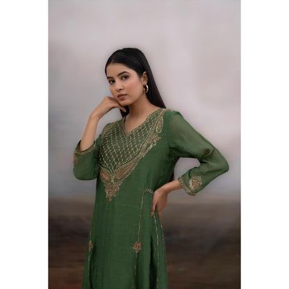 Tatwa Designs Green Ambia Kurta with Pant and Dupatta (Set of 3)