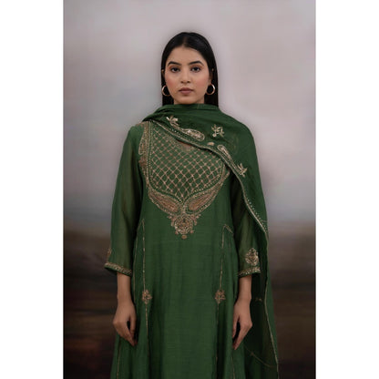 Tatwa Designs Green Ambia Kurta with Pant and Dupatta (Set of 3)