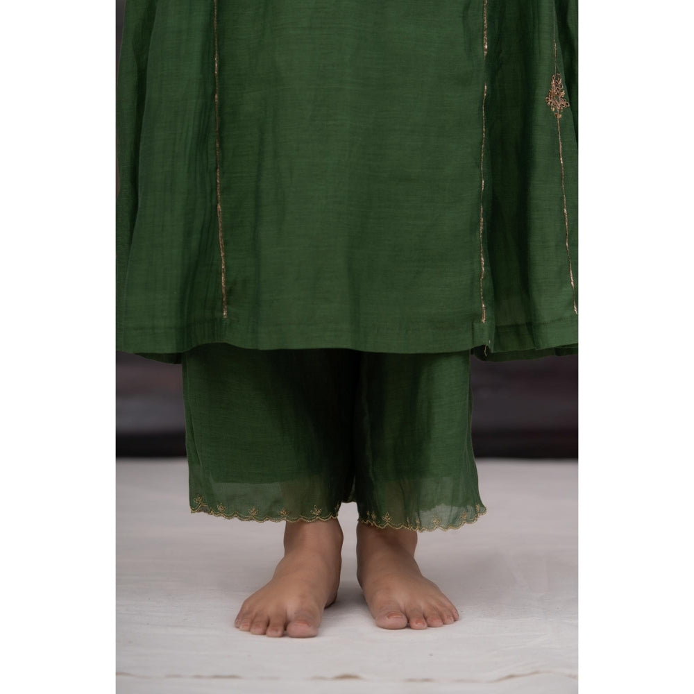 Tatwa Designs Green Ambia Kurta with Pant and Dupatta (Set of 3)