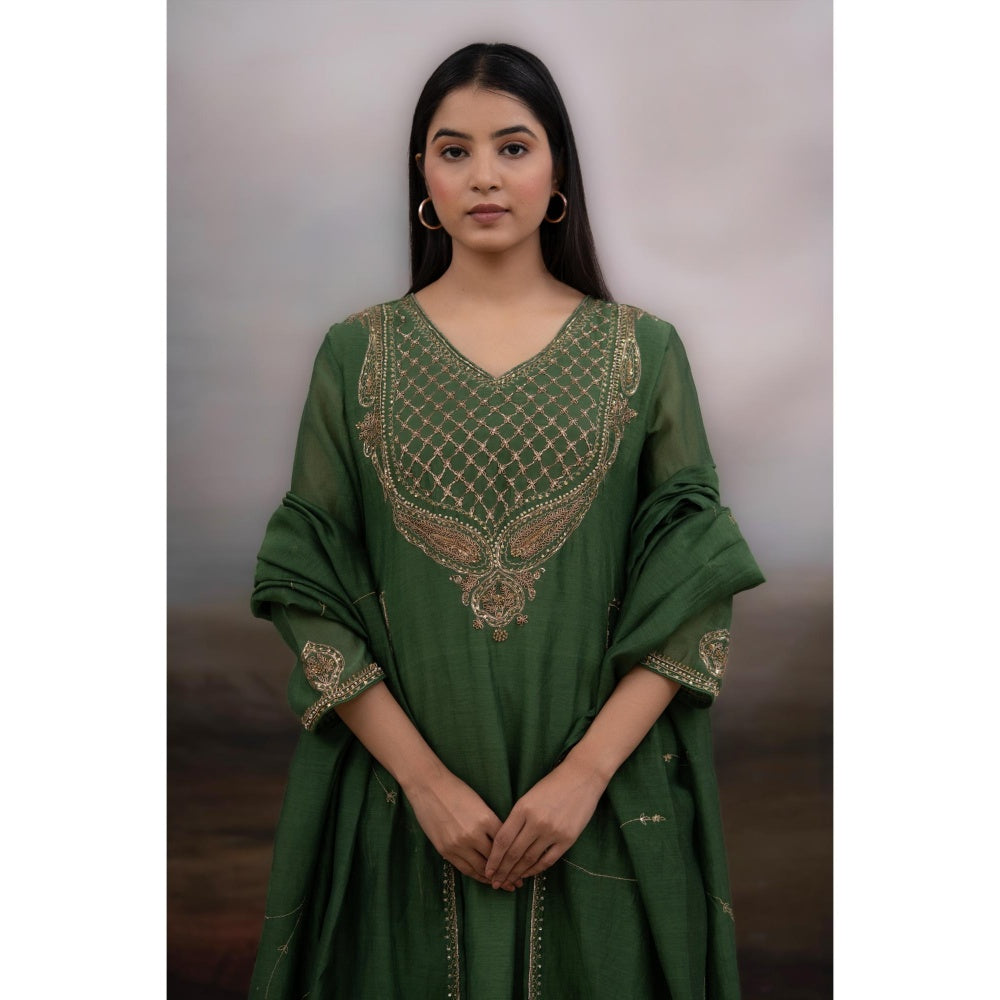 Tatwa Designs Green Ambia Kurta with Pant and Dupatta (Set of 3)