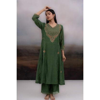 Tatwa Designs Green Ambia Kurta with Pant and Dupatta (Set of 3)