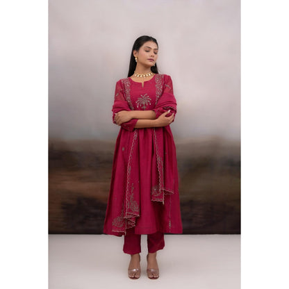 Tatwa Designs Rani Pink Ambia Kurta with Pant and Dupatta (Set of 3)