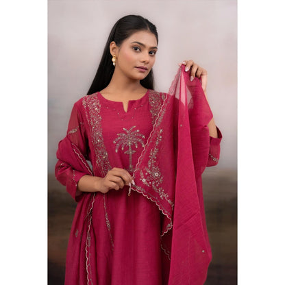 Tatwa Designs Rani Pink Ambia Kurta with Pant and Dupatta (Set of 3)
