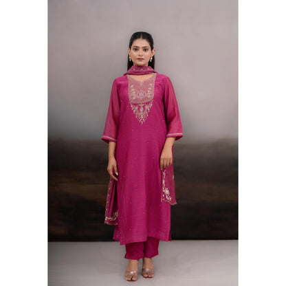 Tatwa Designs Rani Pink Paanch Patti Zardozi Kurta with Pant and Dupatta (Set of 3)
