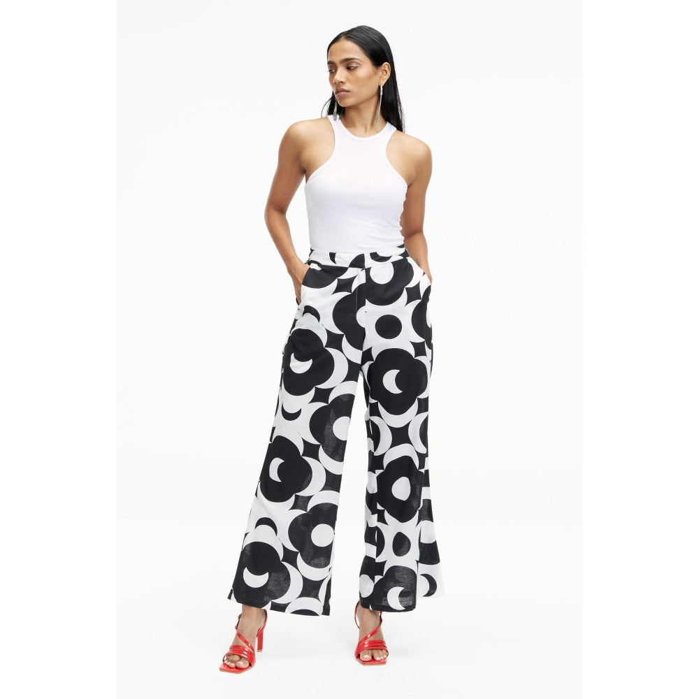 TERRA LUNA Black Printed Nova Pant
