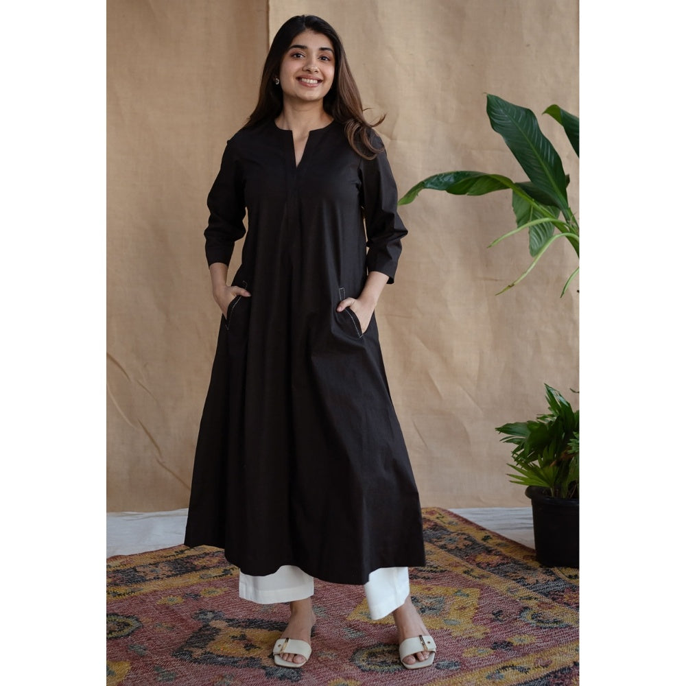 The Indian Ethnic Co. Black Poplin Cotton Solid Kurta