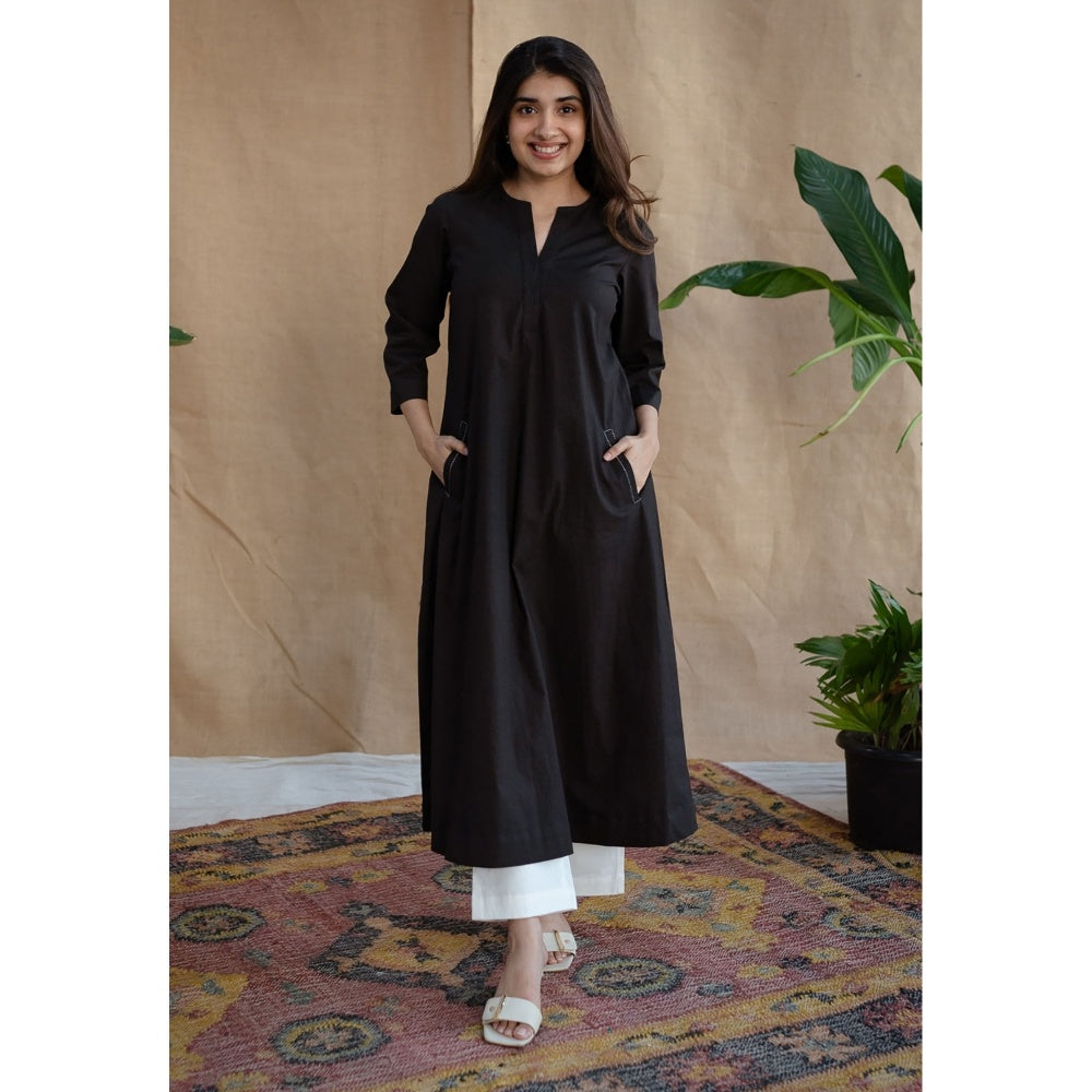The Indian Ethnic Co. Black Poplin Cotton Solid Kurta