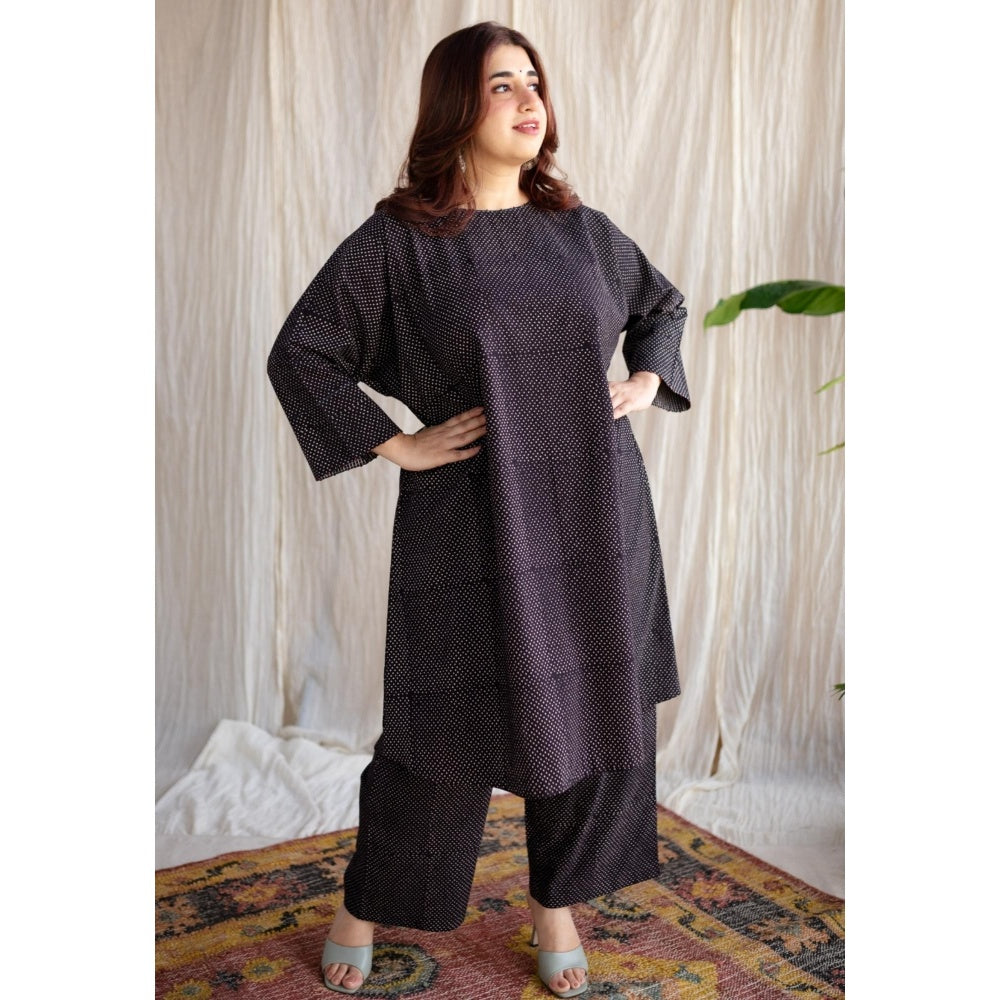 The Indian Ethnic Co. Navy Blue Loose Printed Cotton Kurta With Round Neck & Embroidered