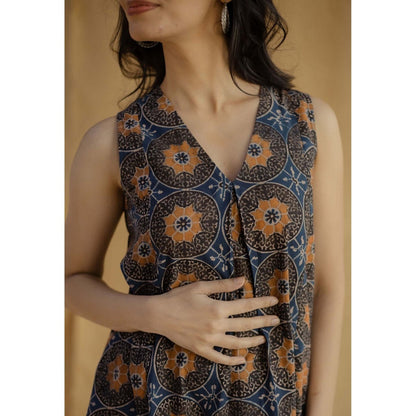 The Indian Ethnic Co. Navy Blue A-Line Ajrakh Hand Block Printed Cotton Kurta