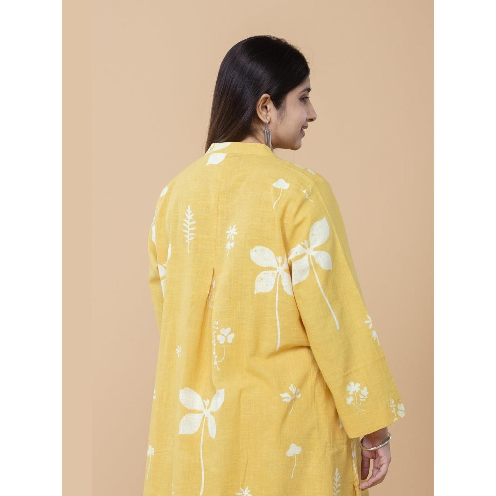 The Indian Ethnic Co. Women Yellow Cotton Floral Printed Kurta with Pant