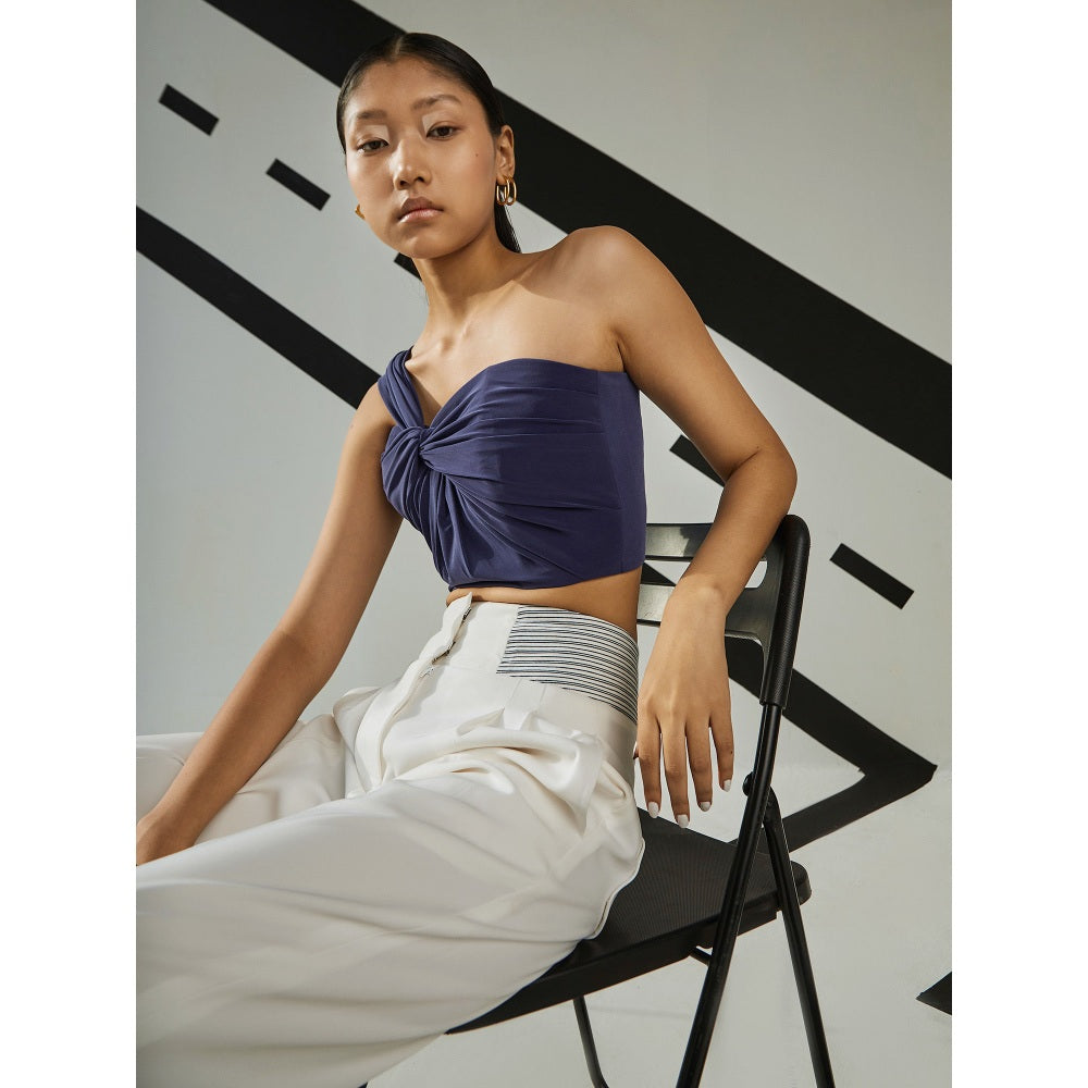 The Dapper Lady Moonlight Detail Pants - White