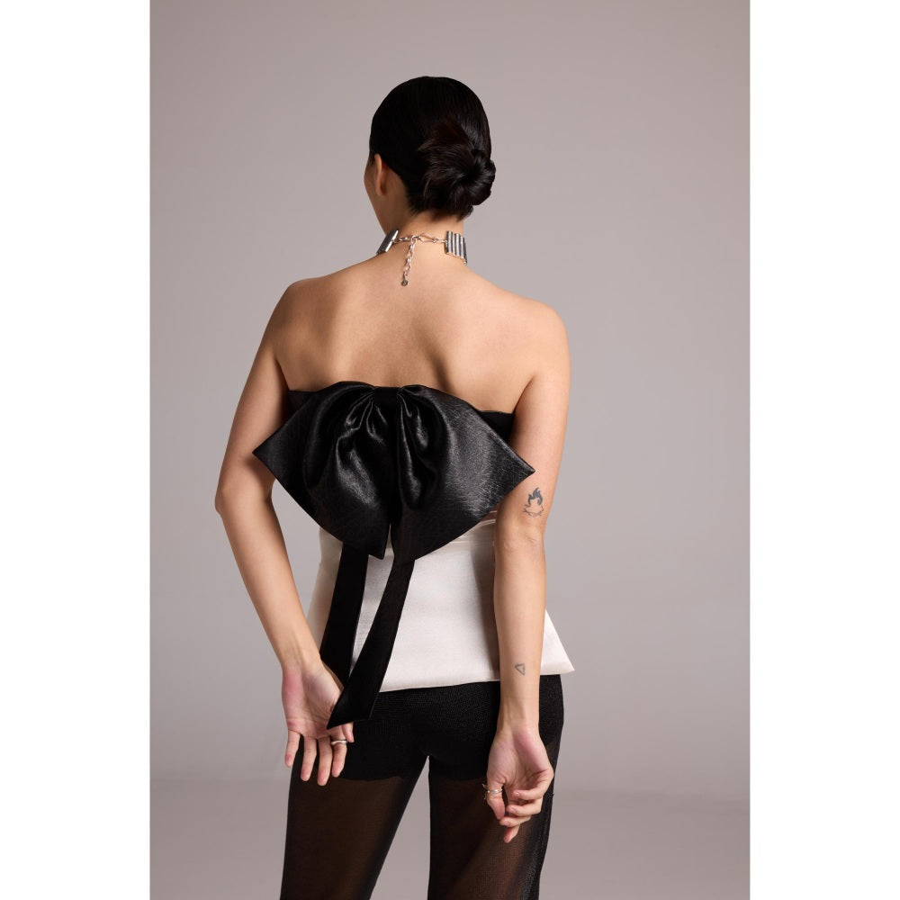 The Dapper Lady White Vera Bow Peplum Top