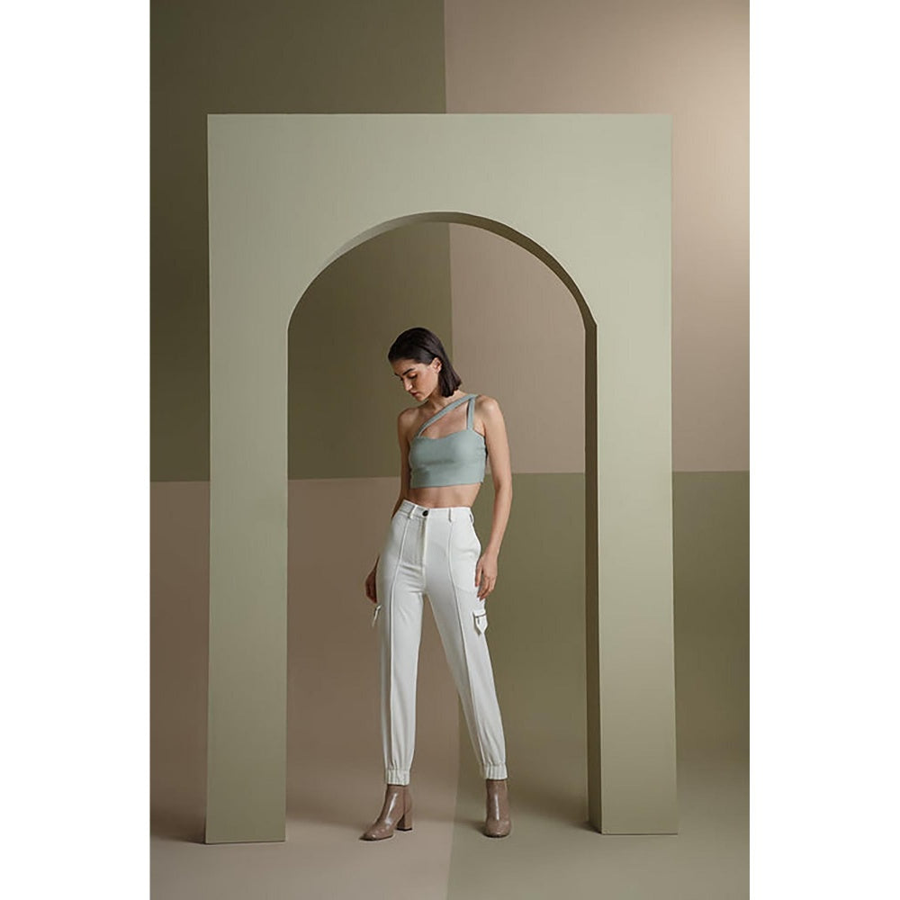 The Dapper Lady Ivory Zipped Joggers