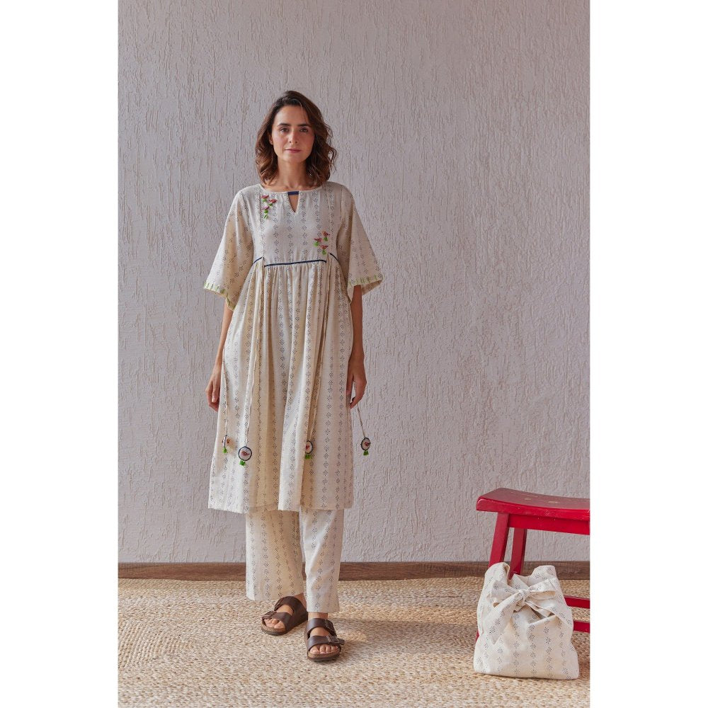 The Yellow Bow Avian Off White Co-Ord (Set of 2)