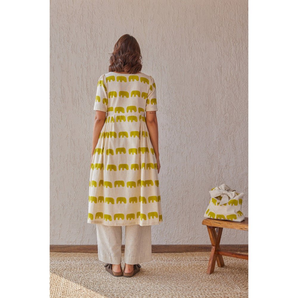 The Yellow Bow Ellie White Kurta with Pant (Set of 2)