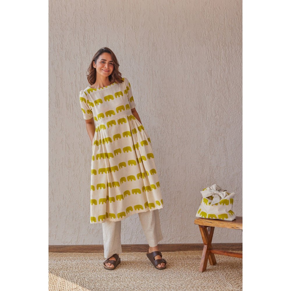 The Yellow Bow Ellie White Kurta with Pant (Set of 2)