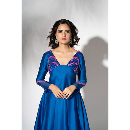 THE AARYA Electric Blue Handwoven Chanderi Embroidered Anarkali (Set of 3)