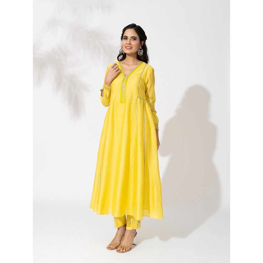 THE AARYA Yellow Handwoven Chanderi Anarkali (Set of 3)
