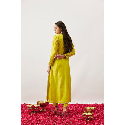 THE AARYA Yellow Handwoven Kurta with Pant and Dupatta (Set of 3)