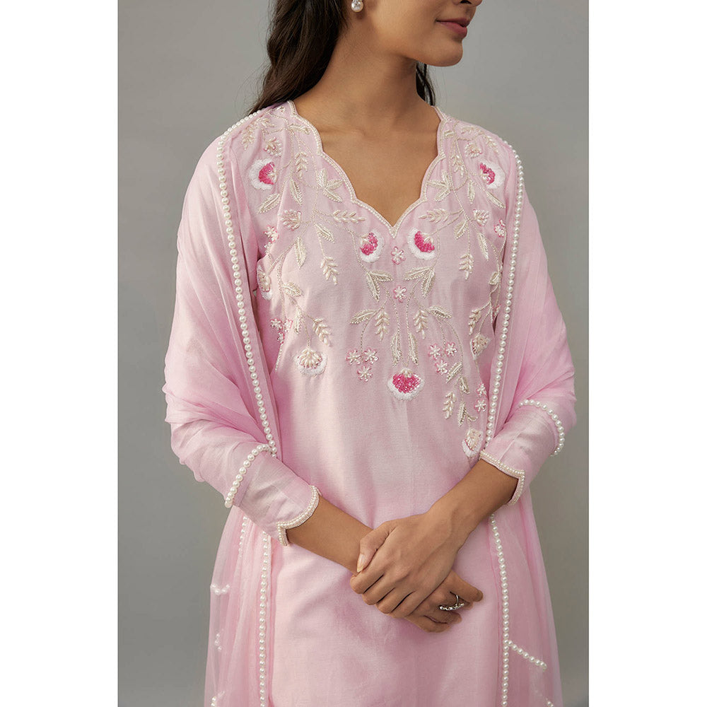 THE AARYA Darika Pink Kurta with Pant and Dupatta (Set of 3)