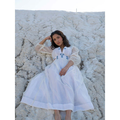 The Loom Art Lily Bloom Dress - White