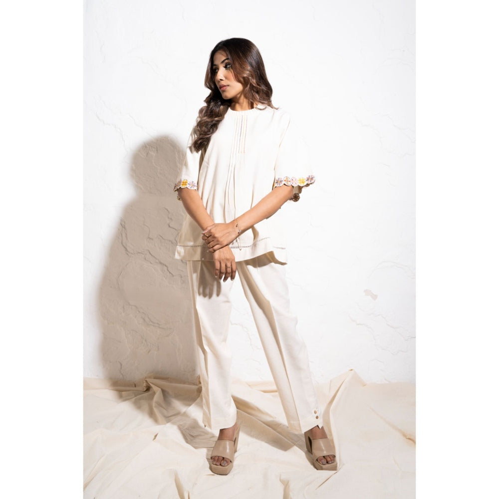 The White Tree Studio Off-white Handwoven Cotton Embroidered Co-ord (Set of 2)