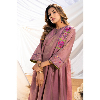 The White Tree Studio Mauve Handloom Zari Embroidered Kurta with Pant & Inner (Set of 3)