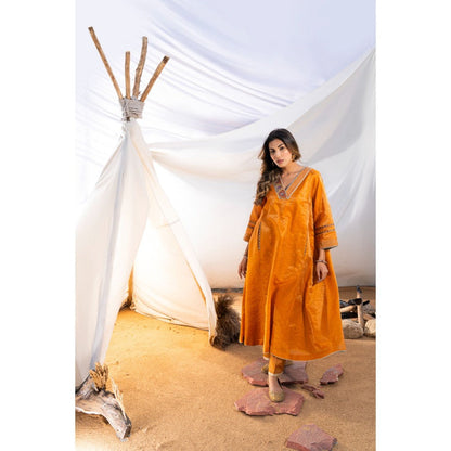 The White Tree Studio Rust Handloom Zari Embroidered Kurta with Pant & Inner (Set of 3)